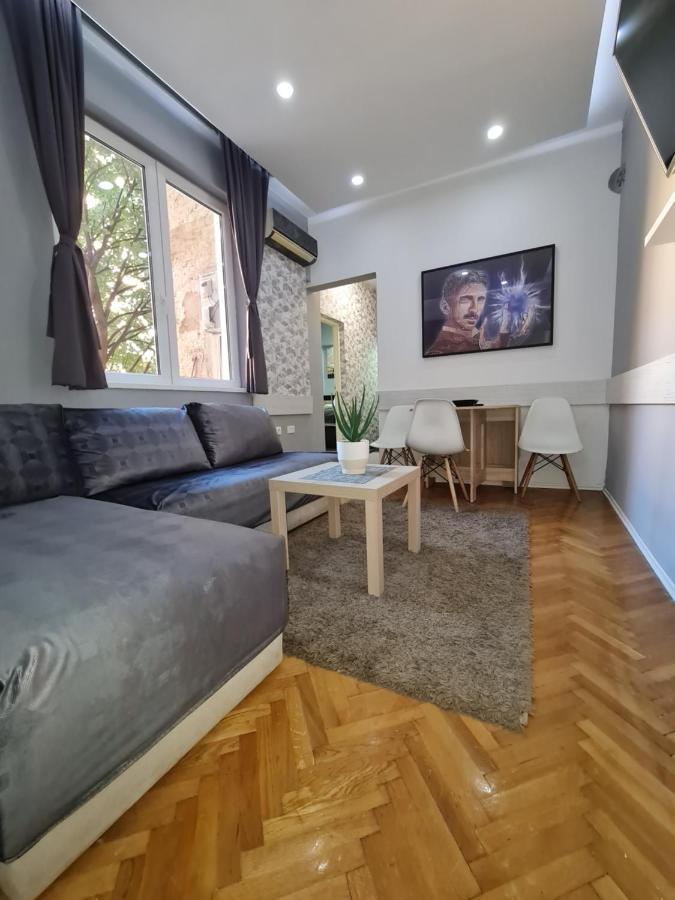 Nikola Tesla City Walk Apartment Ni Екстериор снимка